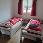 桑奈格度假屋 *